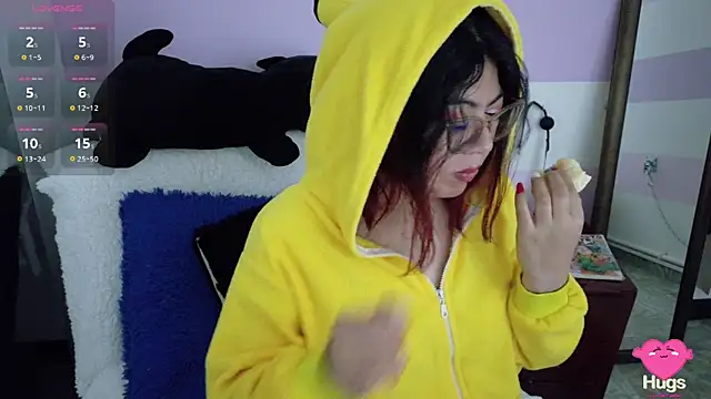 Snapshot of Catwhite_ chatting on October 4, 3:54 pm Catwhite online show from October 4, 3:54 pm