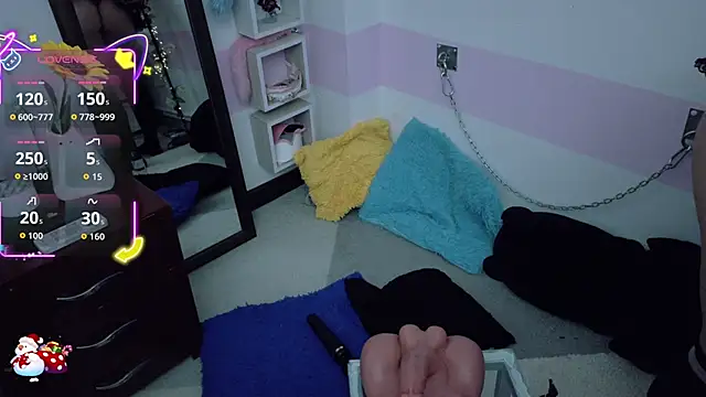 Snapshot of Catwhite_ chatting on December 2, 4:57 pm Catwhite online show from December 2, 4:57 pm