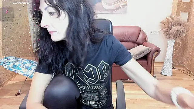 Snapshot of Dana_Haliti chatting on September 30, 11:37 am Dana Haliti online show from September 30, 11:37 am