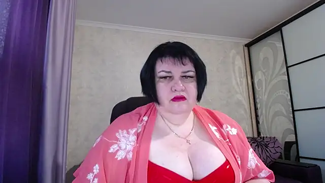 JuicyLady Di online show from January 9, 6:38 am