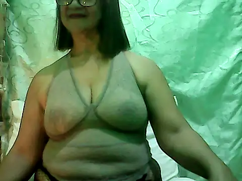 Snapshot of ScorpionLove12 chatting on February 6, 2:20 pm ScorpionLove12 online show from February 6, 2:20 pm