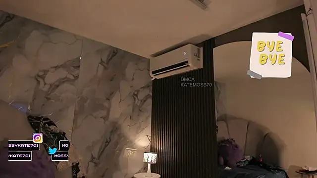 Snapshot of Katemoss70 chatting on May 31, 6:09 pm Katemoss70 online show from May 31, 6:09 pm