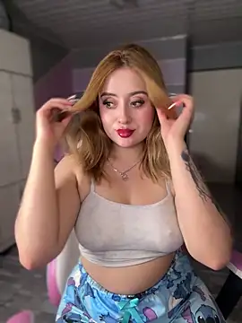 Sam Thompsoon  online show from September 23, 2:58 am