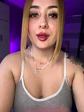 Sam Thompsoon  online show from November 7, 2:22 am