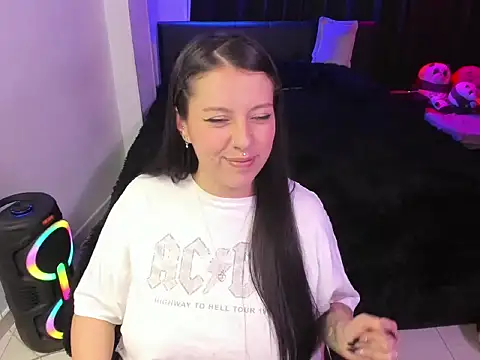 Snapshot of lia_minami chatting on August 1, 6:56 am lia minami online show from August 1, 6:56 am