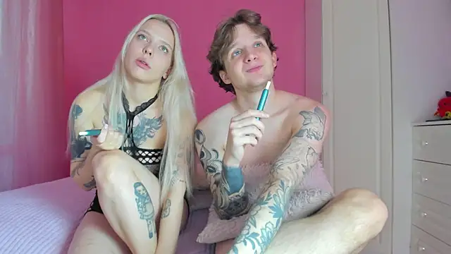 Snapshot of keyli_ink chatting on January 7, 9:40 am keyli ink online show from January 7, 9:40 am