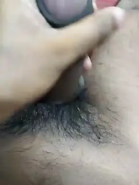 Snapshot of Aaryans69 chatting on November 12, 12:11 am Aaryans69 online show from November 12, 12:11 am