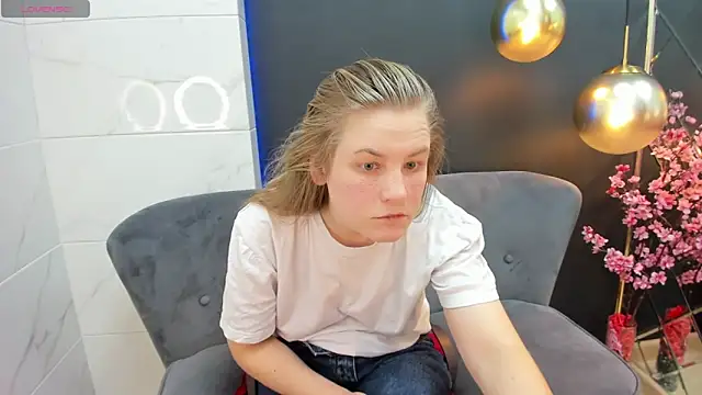 JadeSoft online show from February 16, 4:42 pm