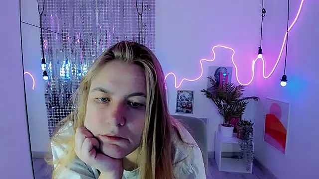 JadeSoft online show from October 3, 8:28 pm