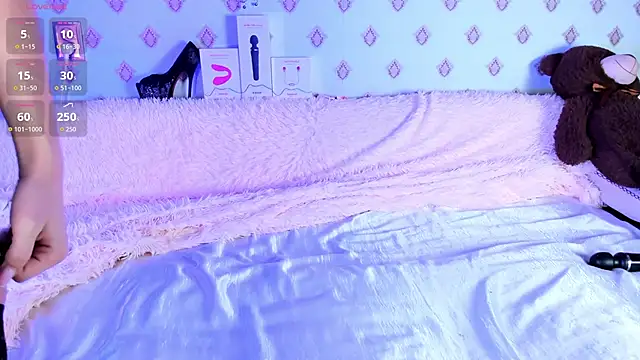 Briana Lovs online show from April 30, 3:13 am