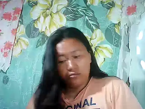 Snapshot of Sexyhorney4u chatting on November 2, 9:06 pm Sexyhorney4u online show from November 2, 9:06 pm