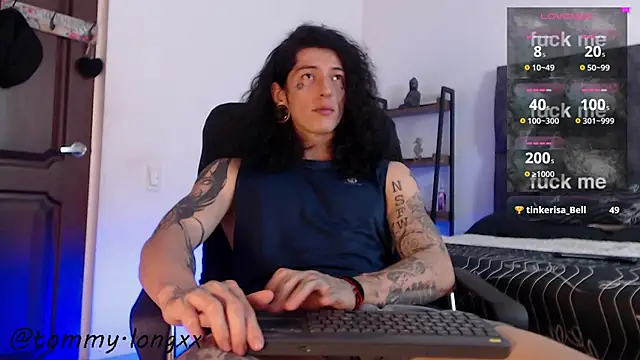 tommylongxx online show from October 16, 2:45 am