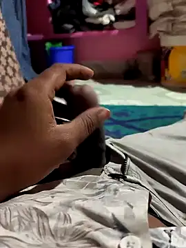 Snapshot of Gopal1243 chatting on December 11, 7:36 pm Gopal1243 online show from December 11, 7:36 pm