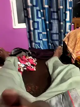 Snapshot of Gopal1243 chatting on February 3, 4:52 pm Gopal1243 online show from February 3, 4:52 pm