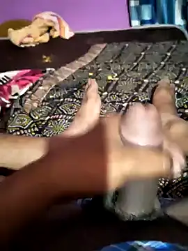 Snapshot of Gopal1243 chatting on February 18, 7:19 pm Gopal1243 online show from February 18, 7:19 pm