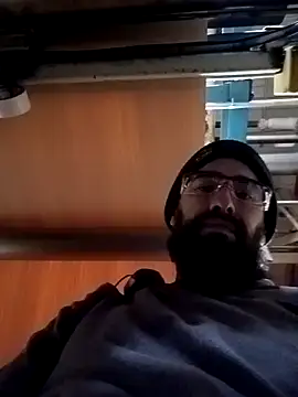 Snapshot of mak_bain chatting on December 11, 10:49 pm mak bain online show from December 11, 10:49 pm