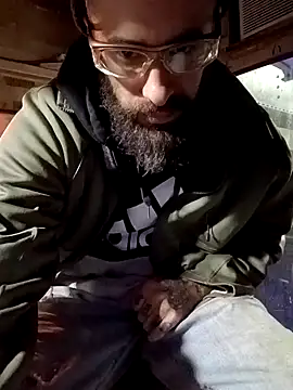 Snapshot of mak_bain chatting on December 20, 5:14 am mak bain online show from December 20, 5:14 am