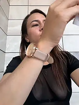 Snapshot of Nanybaker95 chatting on February 28, 8:10 pm Nanybaker95 online show from February 28, 8:10 pm