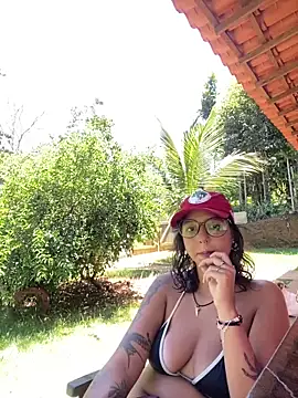 myamillor online show from February 7, 4:00 pm