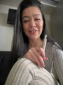 denise k online show from December 22, 12:38 pm