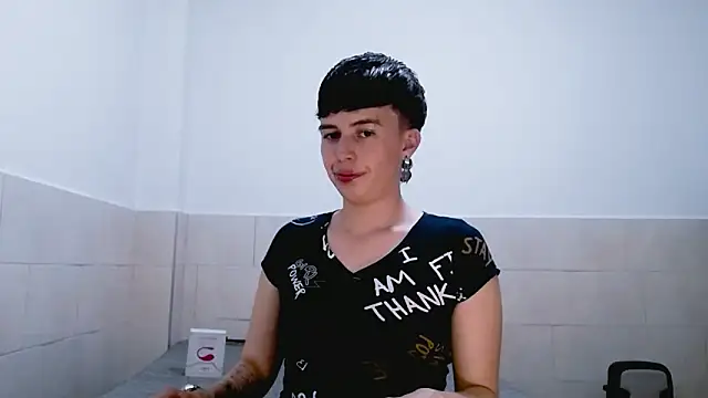 Snapshot of Cocain_Atenea chatting on May 3, 7:31 pm Cocain Atenea online show from May 3, 7:31 pm