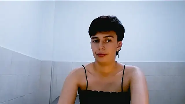 Snapshot of Cocain_Atenea chatting on May 17, 10:28 pm Cocain Atenea online show from May 17, 10:28 pm