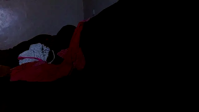 Snapshot of vinkyprettie chatting on December 11, 7:31 am vinkyprettie online show from December 11, 7:31 am