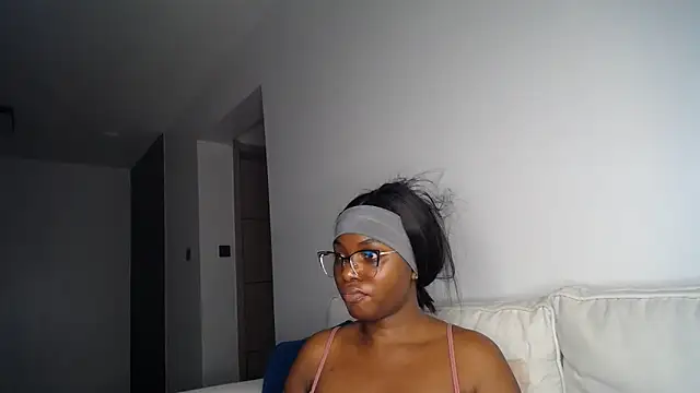 Pretty Liya08 online show from April 30, 8:57 pm