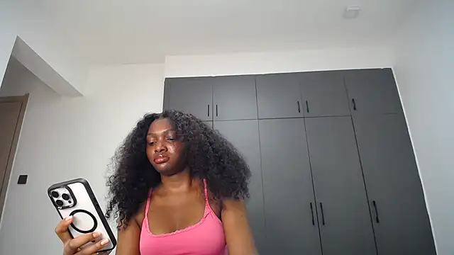 Snapshot of Pretty_Liya08 chatting on July 5, 11:45 pm Pretty Liya08 online show from July 5, 11:45 pm