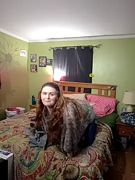 LunaaLovely online show from March 6, 5:31 pm