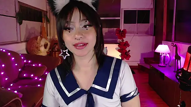 Aquamarinebubble online show from November 27, 2:13 am