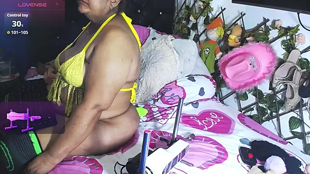 mature beautiful online show from May 24, 1:38 pm