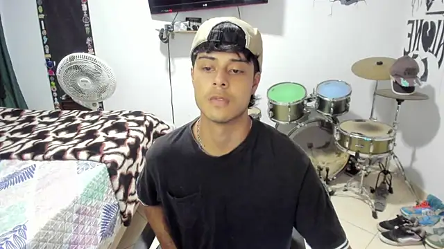 Zack falcon online show from October 22, 3:40 am