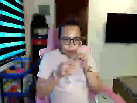 Your PrettyGirlxxx online show from February 28, 6:47 am