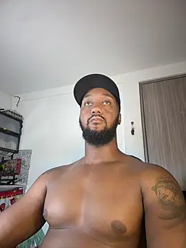 Snapshot of blackdrey18 chatting on June 9, 1:45 pm blackdrey18 online show from June 9, 1:45 pm