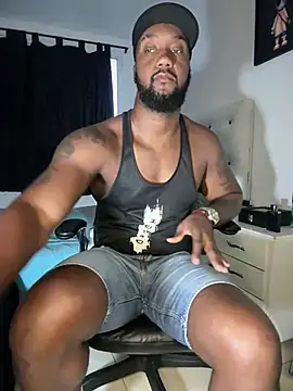 Snapshot of blackdrey18 chatting on June 18, 11:58 am blackdrey18 online show from June 18, 11:58 am