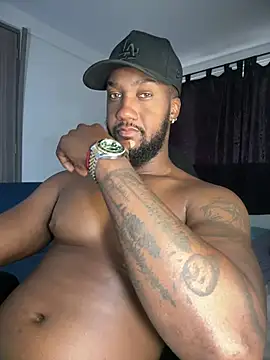 Snapshot of blackdrey18 chatting on July 4, 12:00 pm blackdrey18 online show from July 4, 12:00 pm