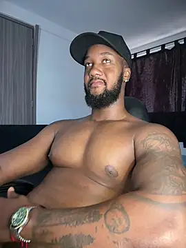Snapshot of blackdrey18 chatting on July 5, 1:29 pm blackdrey18 online show from July 5, 1:29 pm