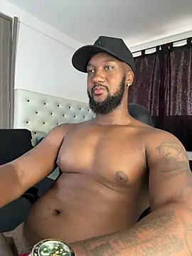 Snapshot of blackdrey18 chatting on July 18, 12:53 pm blackdrey18 online show from July 18, 12:53 pm