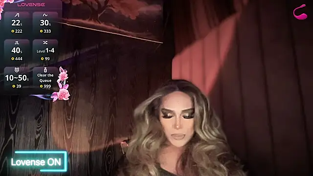 Snapshot of Lo_la_69 chatting on January 7, 2:14 am Lo la 69 online show from January 7, 2:14 am