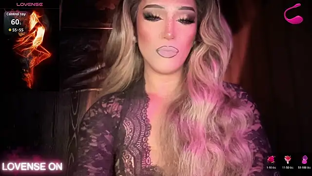 Snapshot of Lo_la_69 chatting on March 14, 4:07 am Lo la 69 online show from March 14, 4:07 am