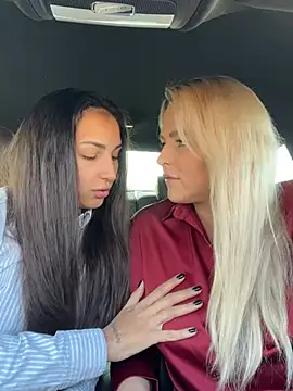 Keep us wild online show from December 10, 3:30 am