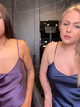 Keep us wild online show from February 21, 10:48 pm