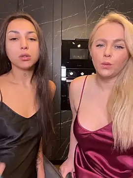 Keep us wild online show from March 10, 10:24 pm