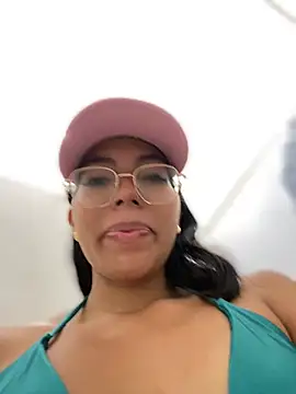 SheenaBrooke online show from February 10, 6:17 am