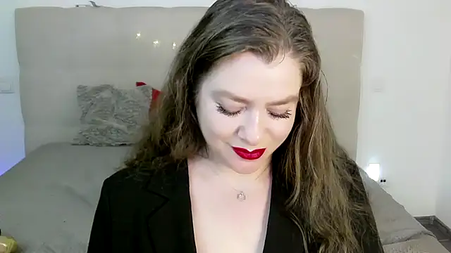 PetersEmily online show from January 9, 8:33 pm