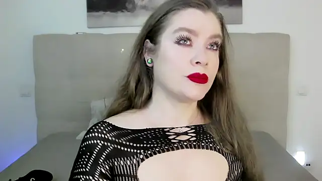 PetersEmily online show from February 6, 12:05 pm