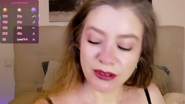 Snapshot of PetersEmily chatting on May 29, 10:41 pm PetersEmily online show from May 29, 10:41 pm