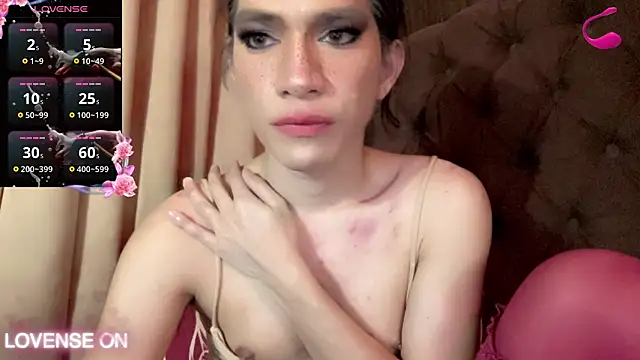 QUEEN LILITH online show from June 11, 8:01 am
