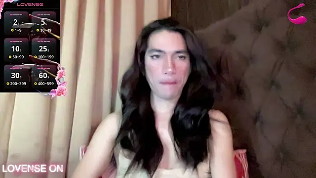 QUEEN LILITH online show from June 18, 6:35 am
